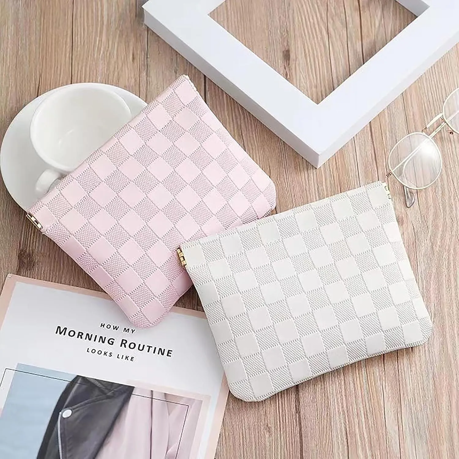 Leather Pocket Cosmetic Bag for Purse,Coin Purse Lipstick Cosmetic Accessories Organizer, Travel Kit Storage Pouch,Waterproof Portable No Zipper Self-closing Small Makeup Pouch for Women