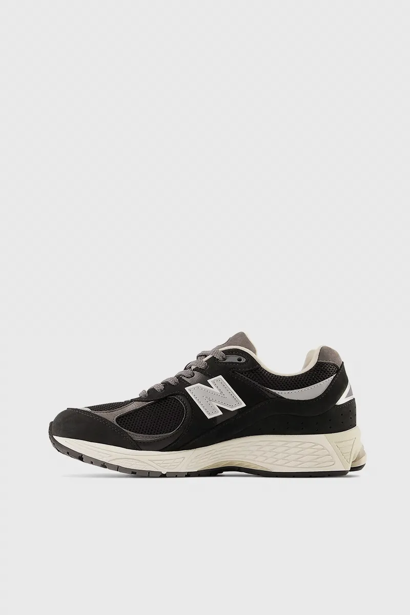 M2002RNC - Vintage Black